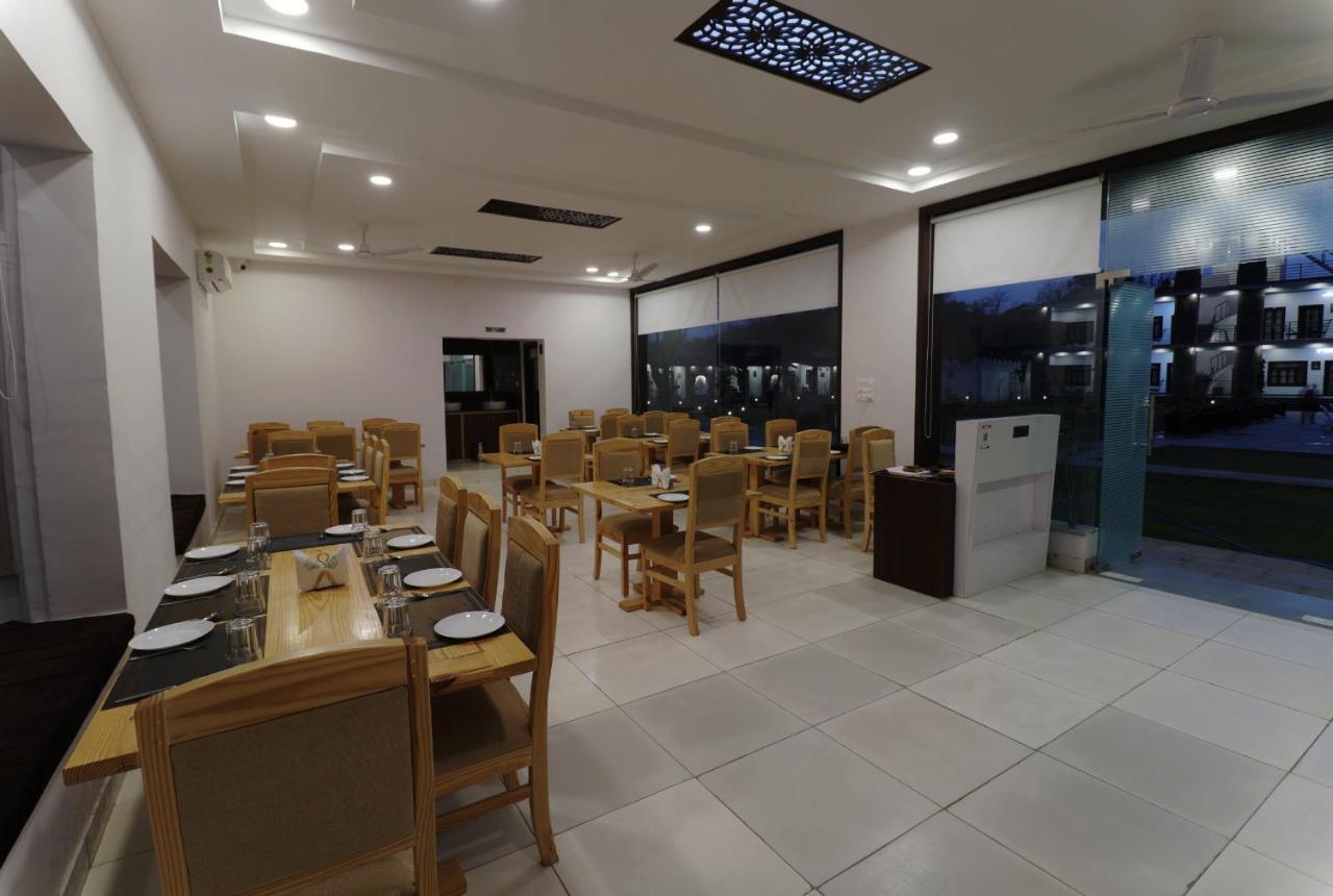 Keshav Resort 烏代浦 外观 照片