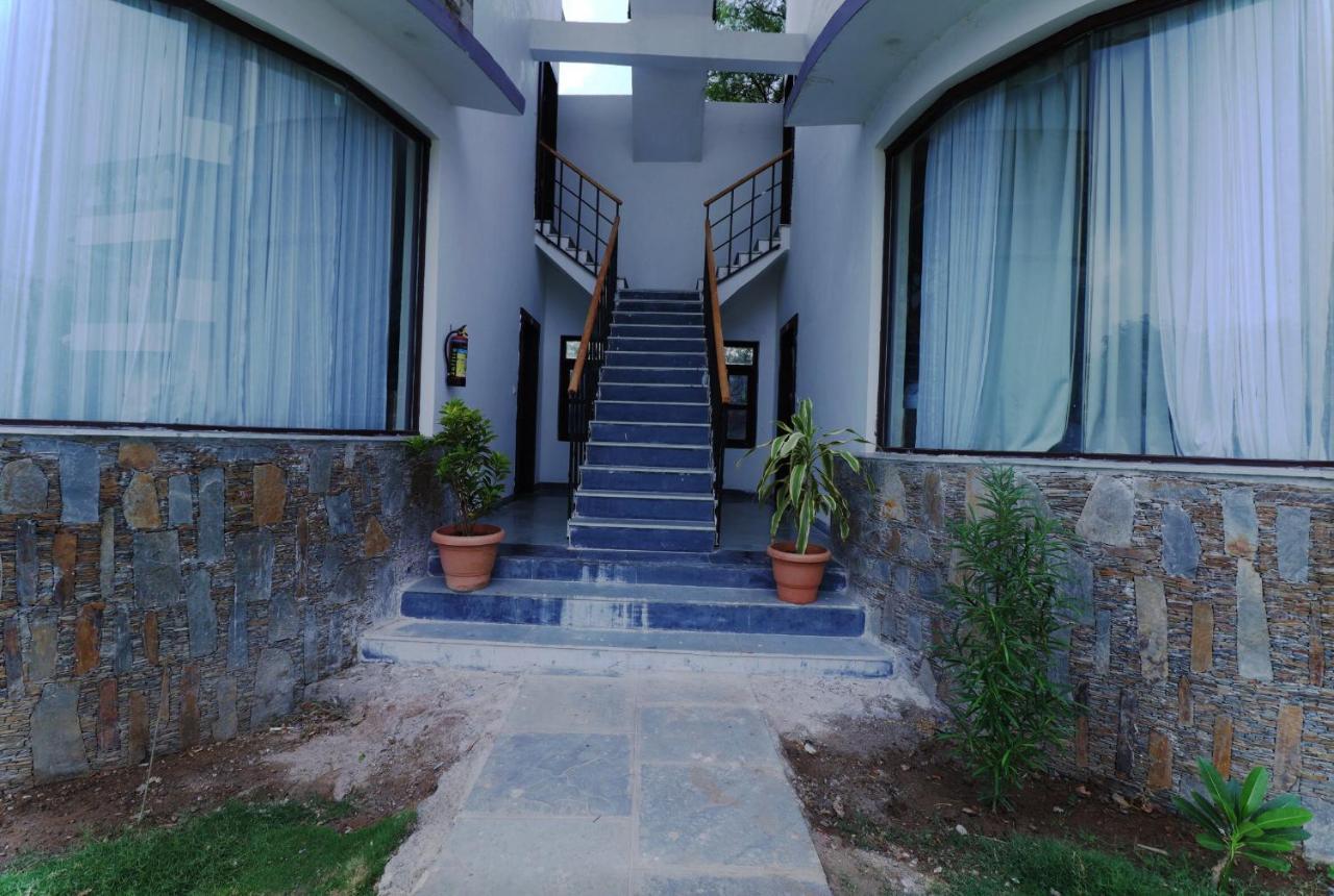 Keshav Resort 烏代浦 外观 照片